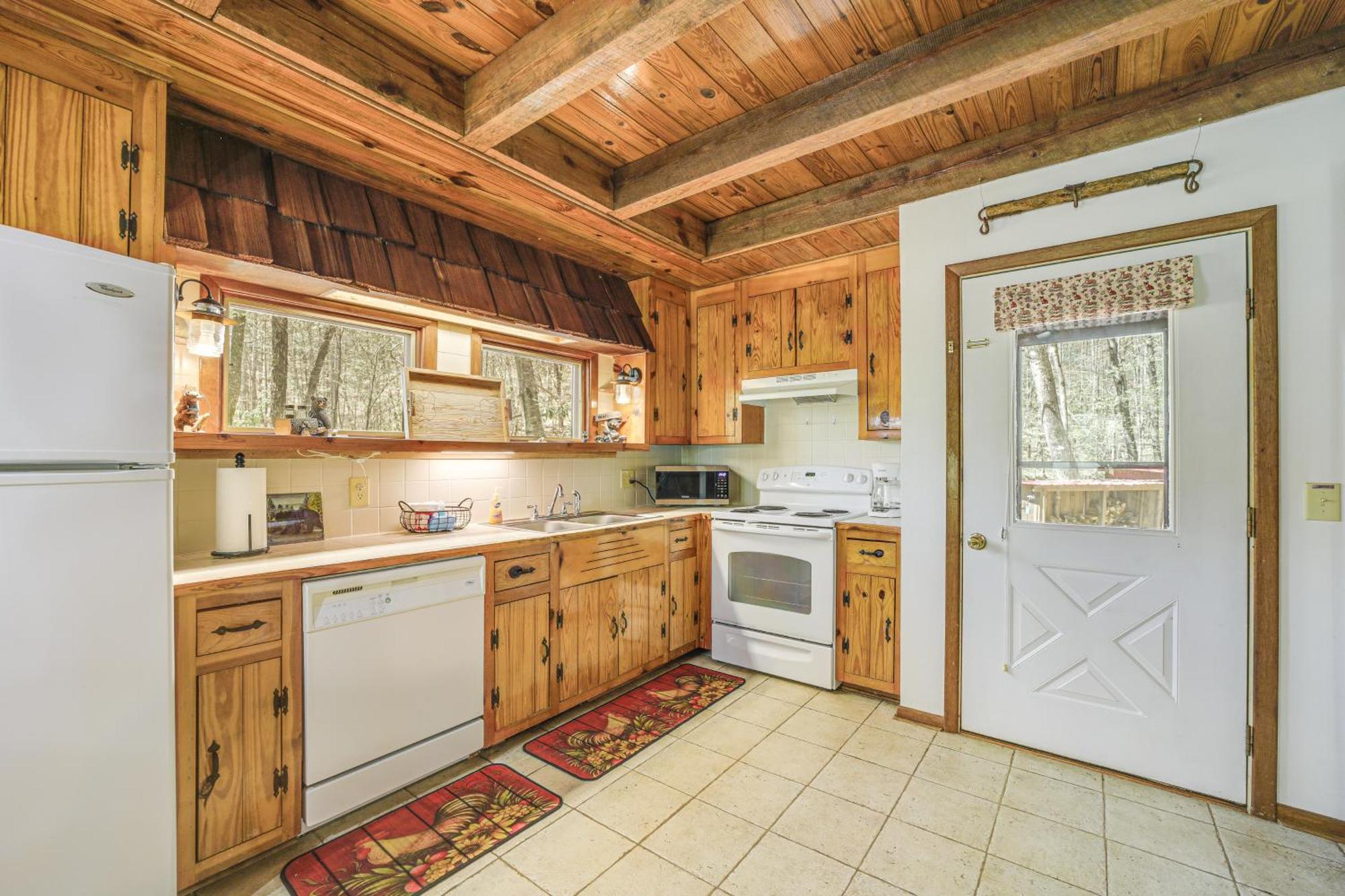 Creekside Whittier Cabin With Fire Pit Near Hiking! Eksteriør bilde