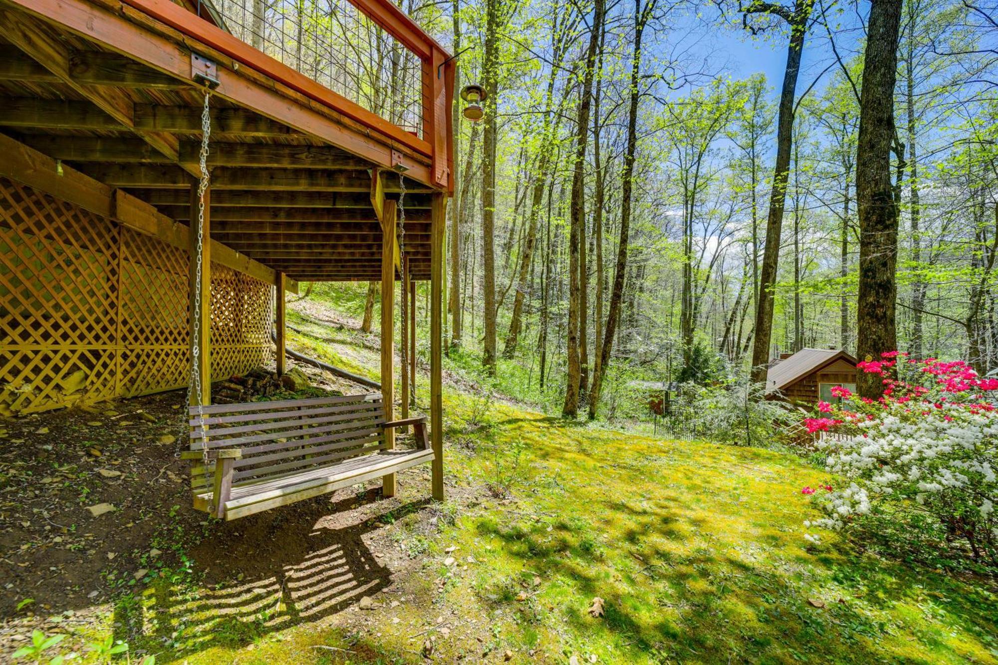 Creekside Whittier Cabin With Fire Pit Near Hiking! Eksteriør bilde
