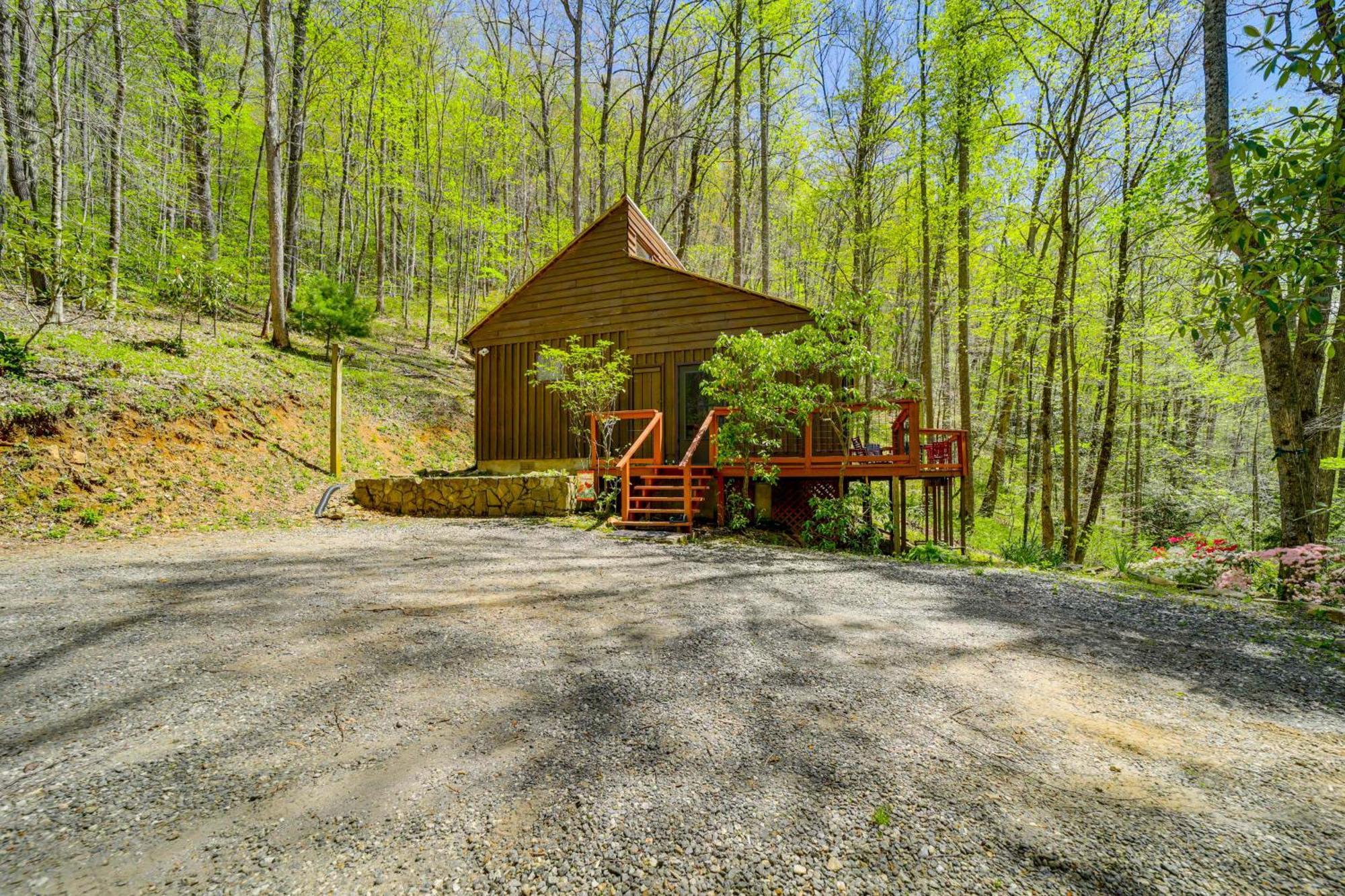 Creekside Whittier Cabin With Fire Pit Near Hiking! Eksteriør bilde