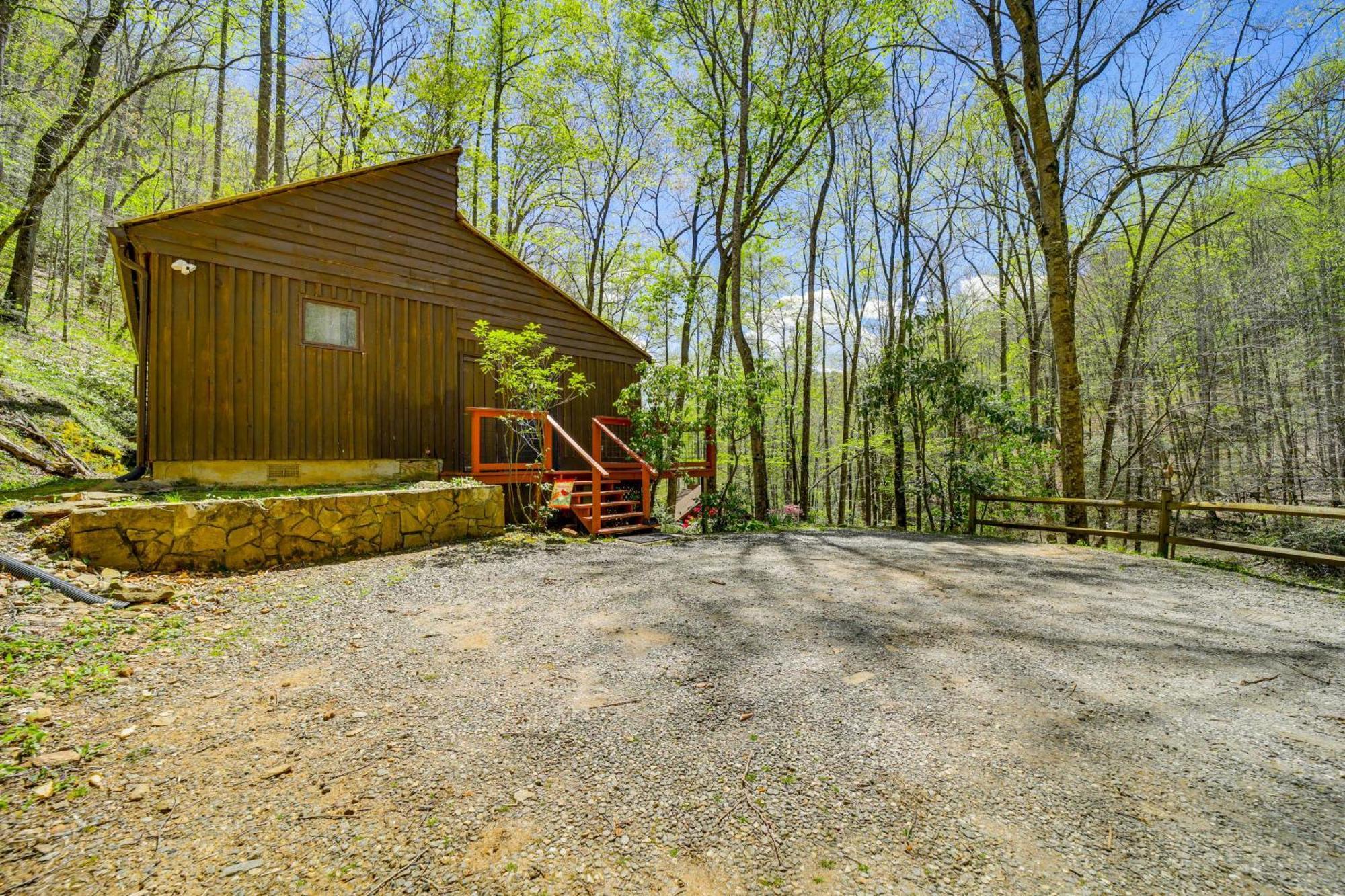 Creekside Whittier Cabin With Fire Pit Near Hiking! Eksteriør bilde